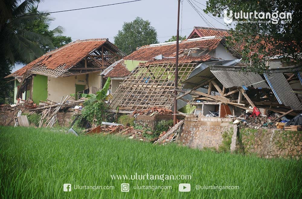 Campaign Tanggap Bencana Ulurkan Tangan Bantu Sesama Ulur Tangan