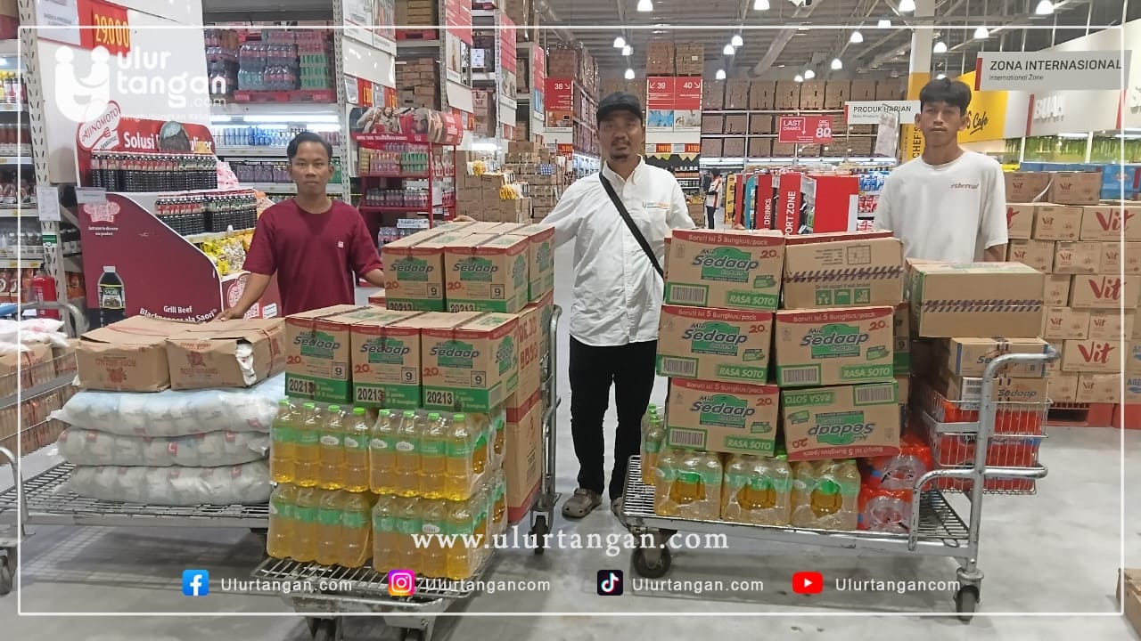 Persiapan Penyaluran Bantuan Kemanusiaan bagi Warga Terdampak Penggusuran di Desa Sukaresmi