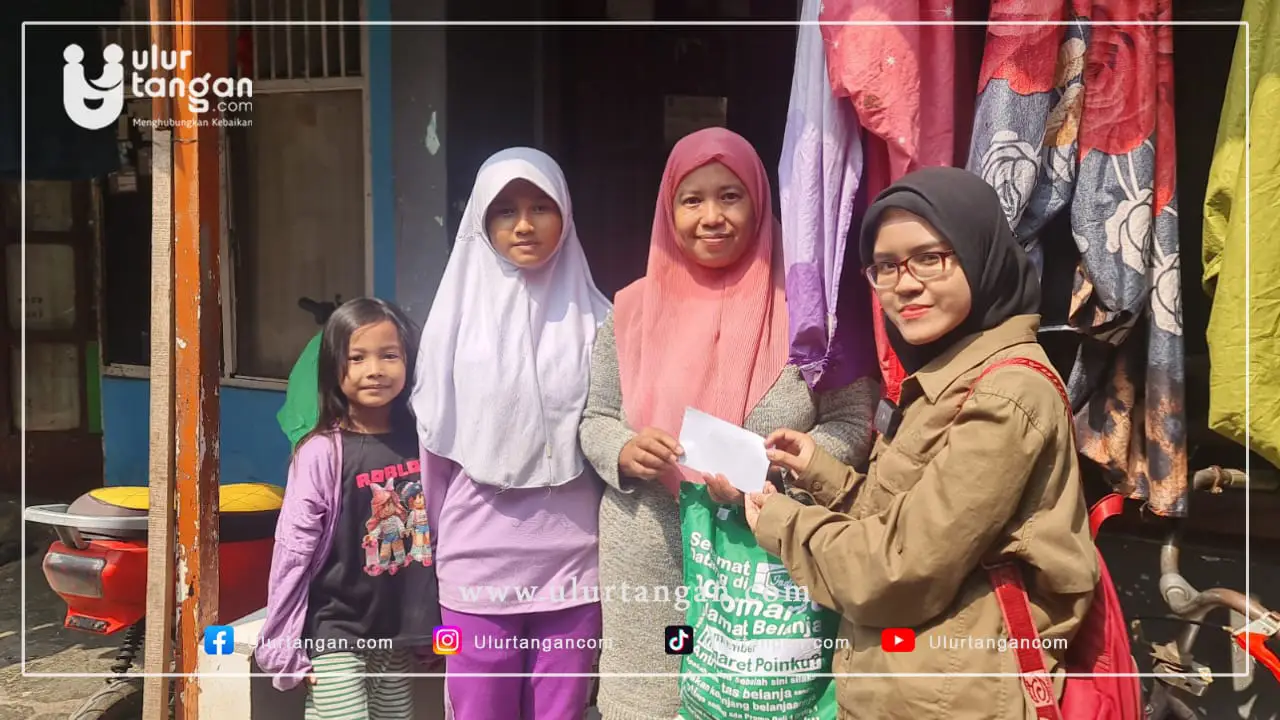Penyaluran Paket Sembako dan Uang Tunai untuk Keluarga Yatim di Bekasi: Harapan Adinda Menjadi Polwan Menggerakkan Hati Para Donatur