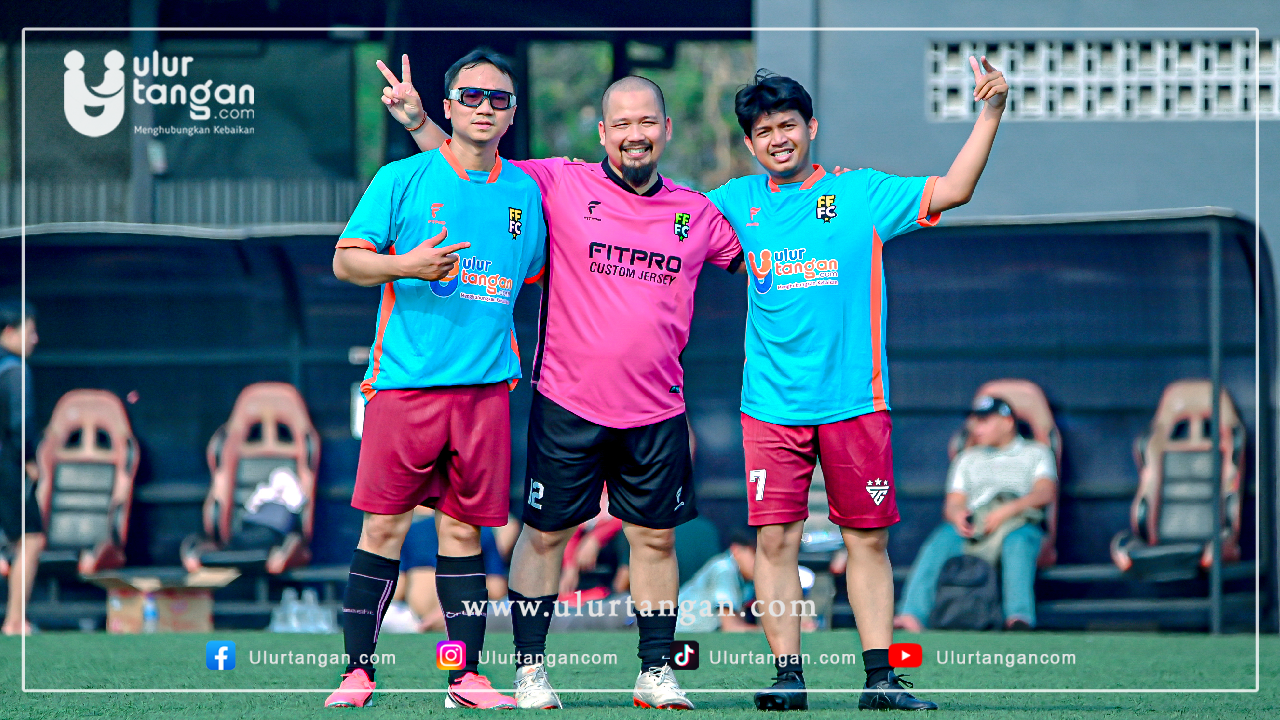 FF FC FAMILY berpartisipasi dalam program sosial melalui Ulurtangan.com untuk mendukung bantuan bagi anak yatim, lansia, dan masyarakat yang membutuhkan.